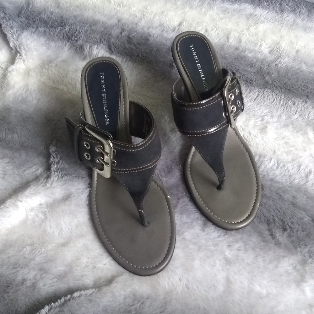 Tommy Hilfiger - Thong Sandal Heels (Size 9M)